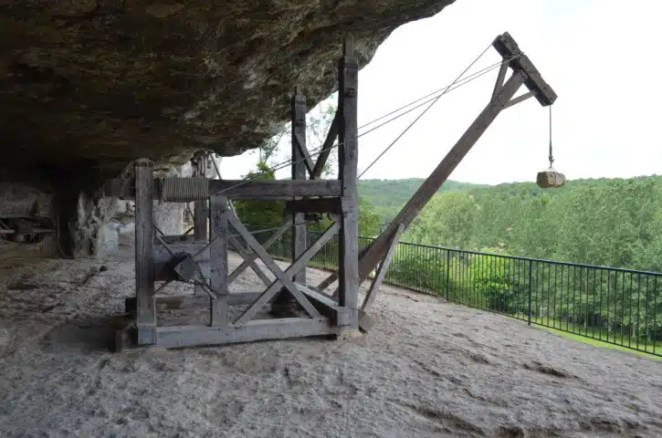 Système-de-levage-La-Roque-St-Christophe