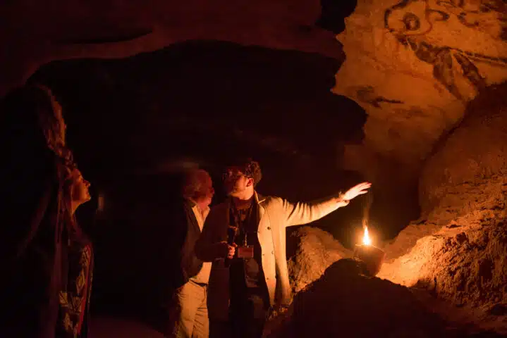 © Dan Courtice - Lascaux II Flambeau - DAN_2158